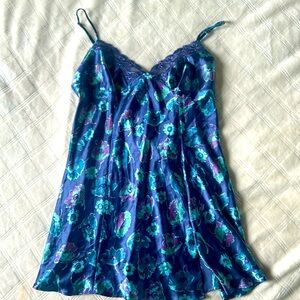 Beautiful Romanic Blue Floral Slip Chemise, VS Size Large